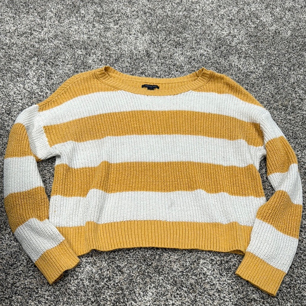 American Eagle Outfitters Yellow and White Crew Neck Sweater